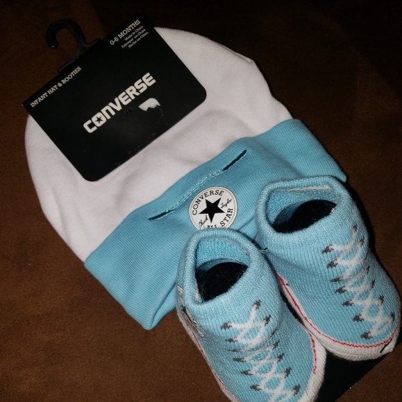 converse hat and bootie set